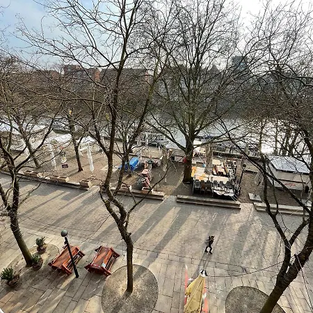 Kangarooms - Schlachte Weserpromenade Bremen