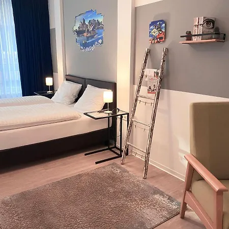 Kangarooms - Schlachte Weserpromenade Bremen