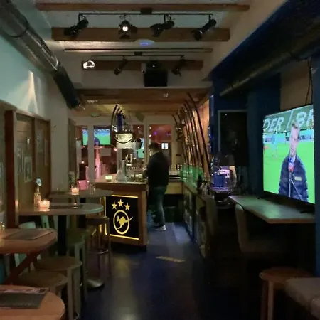 Kangarooms - Schlachte Weserpromenade Hotel Brema
