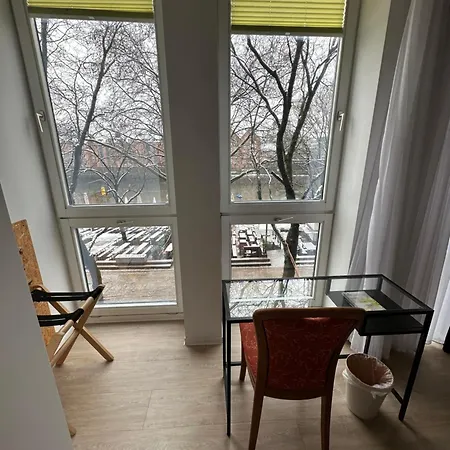Hotel Kangarooms - Schlachte Weserpromenade Brema