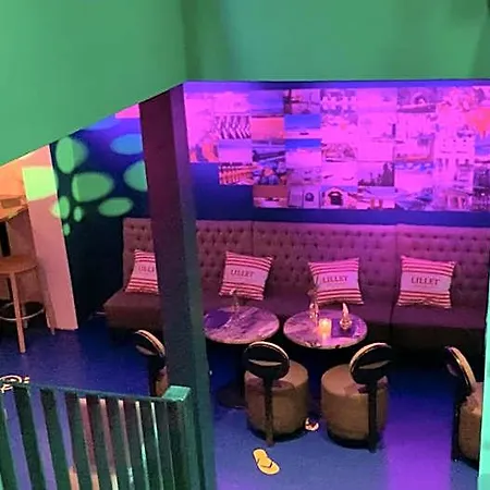 Hotel Kangarooms - Schlachte Weserpromenade
