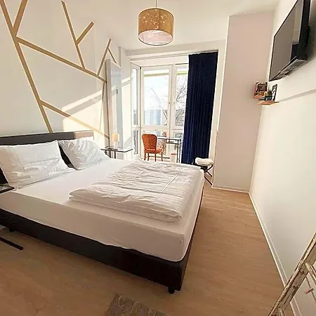 Hotel Kangarooms - Schlachte Weserpromenade Bremen