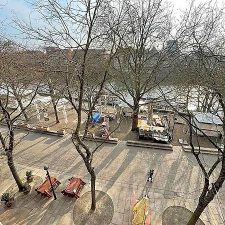Kangarooms - Schlachte Weserpromenade Bremen