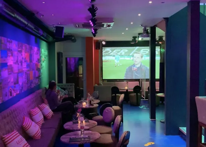 Ξενοδοχείο Kangarooms - Schlachte Weserpromenade 3*